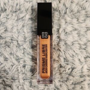 Givenchy Prisme Libre Skin-Caring Highlighter - Gold